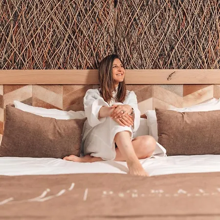 Domaine Des Hautes Fagnes 4*