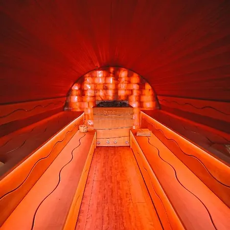 Domaine Des Hautes Fagnes Hotel 4*