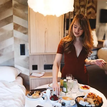 Domaine Des Hautes Fagnes 4* أوفيفات