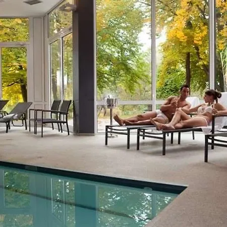 Domaine Des Hautes Fagnes 4* أوفيفات