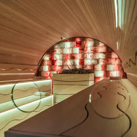 Domaine Des Hautes Fagnes 4*